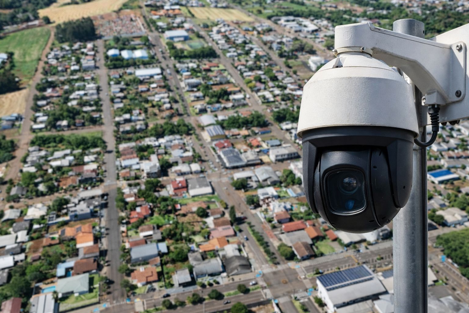 Videomonitoramento reforça estratégia de segurança pública em São Jorge D’Oeste em 2026