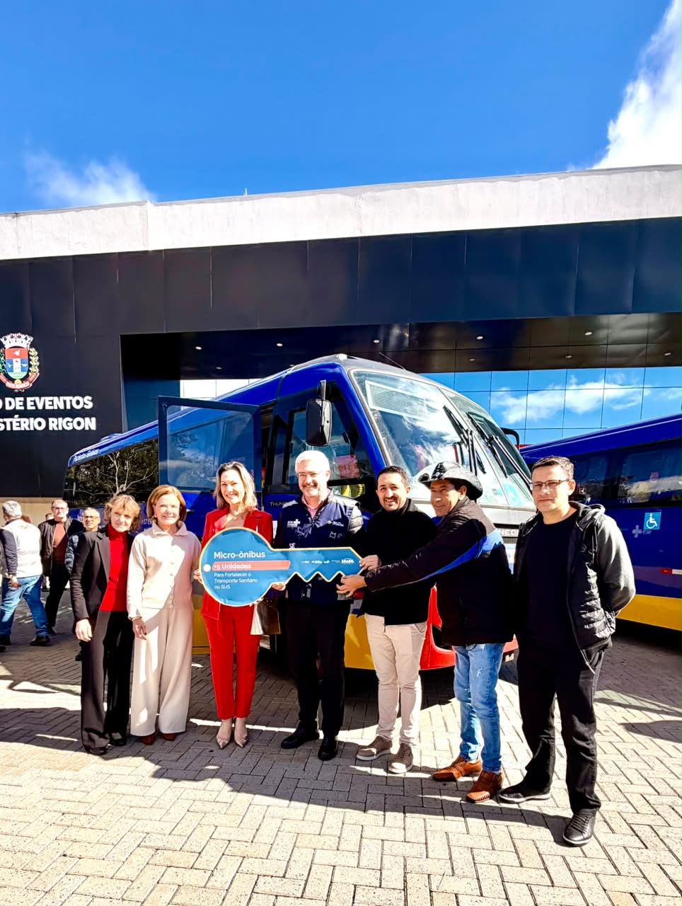 São Jorge D’Oeste recebe micro-ônibus para reforçar transporte de pacientes da Saúde